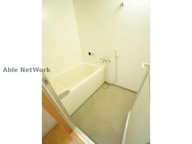 物件内観写真11　(同型イメージ)