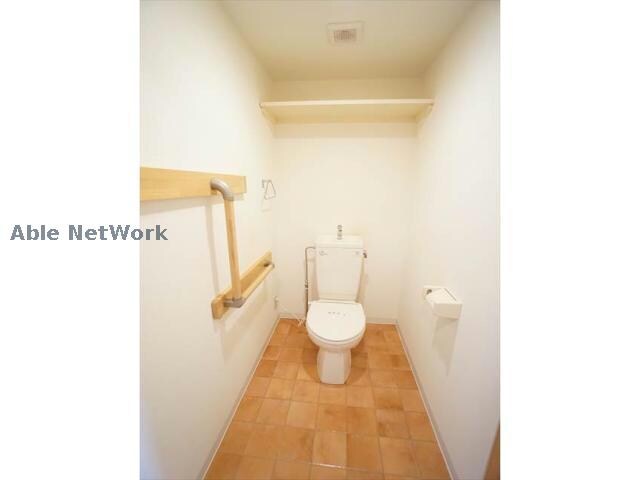 物件内観写真13　(同型イメージ)