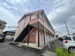サープラスワン栞外観写真