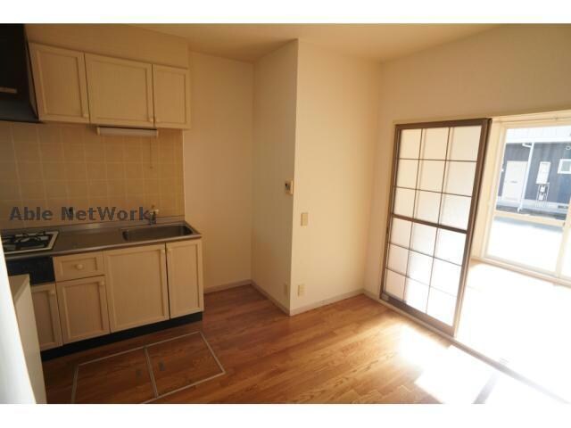 物件内観写真6　(※同型タイプです。（A102）)