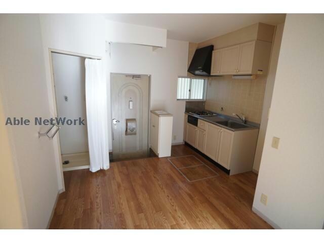 物件内観写真8　(※同型タイプです。（A102）)