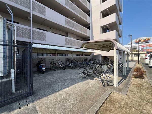駐輪場