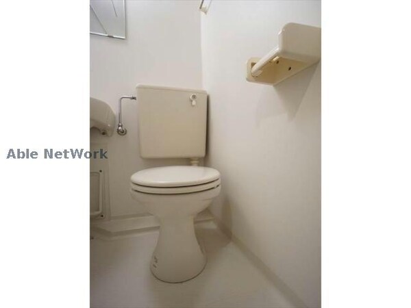トイレ(同型写真)