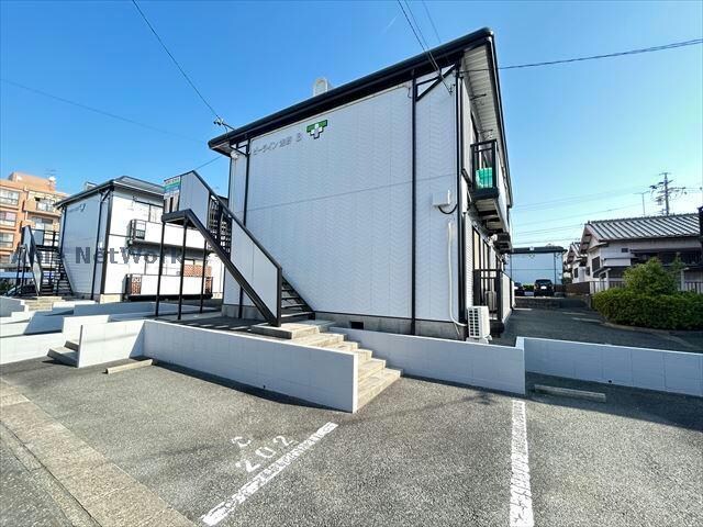 物件外観写真1　(B)