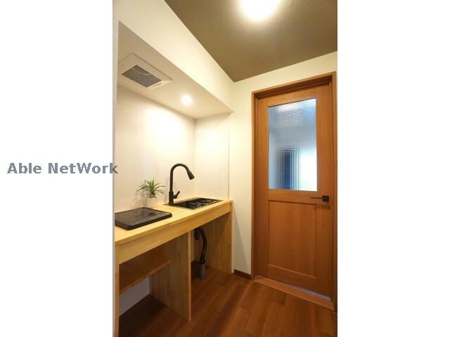 物件内観写真8　(新品キッチン)