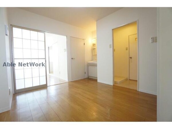 リビングダイニング