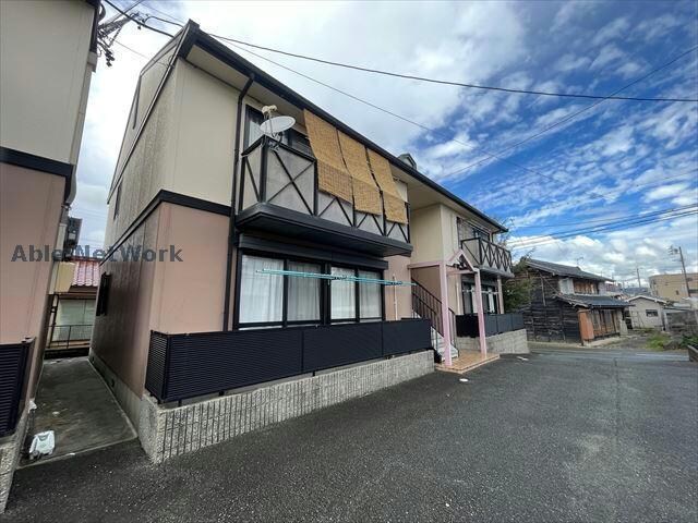 物件外観写真2　(B棟)