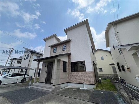 三ッ相貸家　外観写真