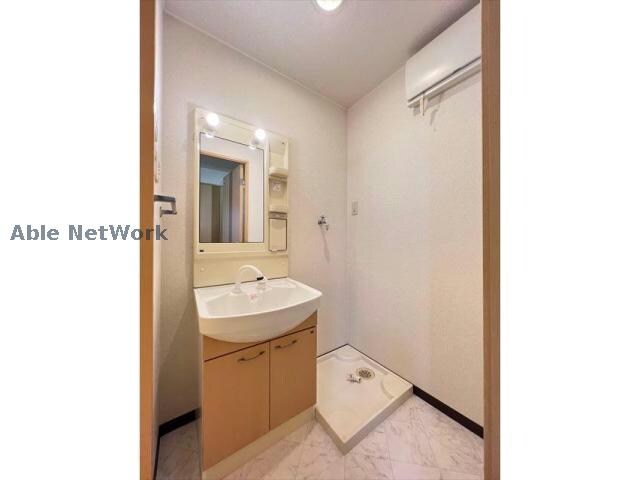 物件内観写真11　(同型イメージ)