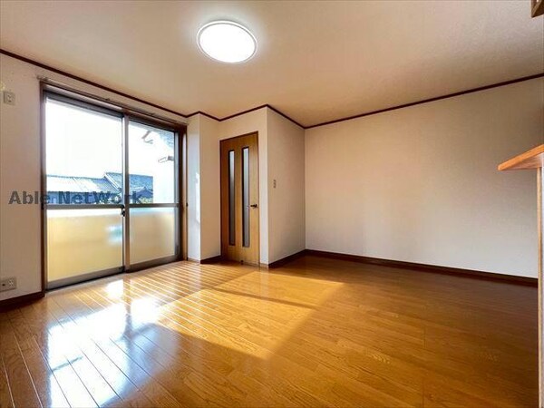 リビングダイニング