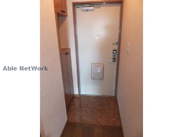 物件内観写真13　(玄関)