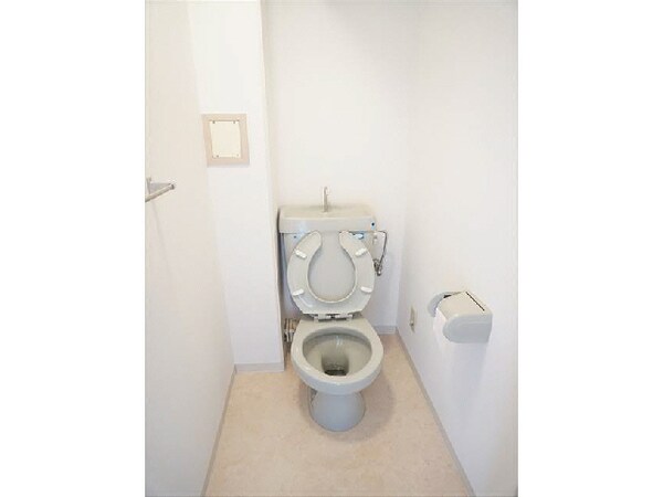 トイレ(トイレ)