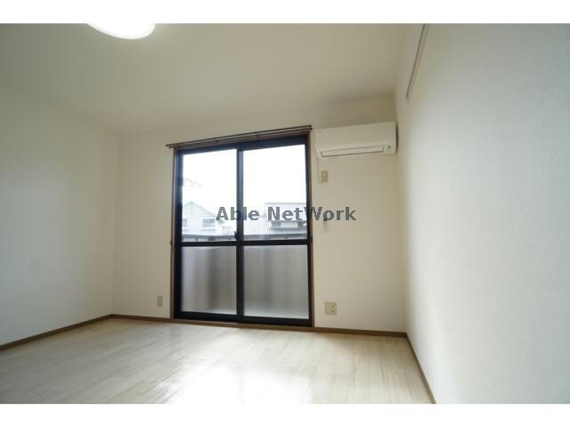 物件内観写真7　(同型)