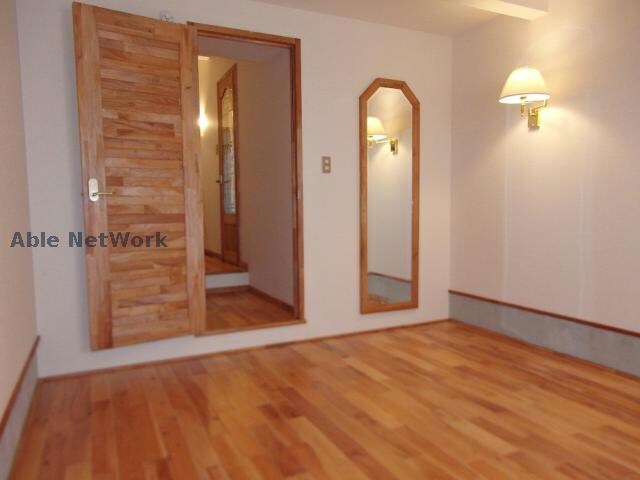 物件内観写真7　(1F洋間※同型タイプ)