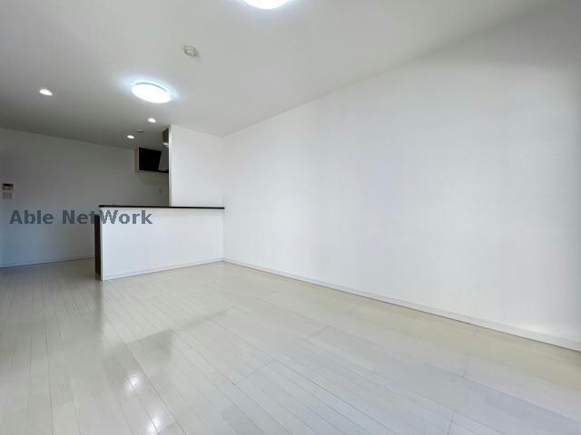 物件内観写真7　(※同型タイプです。（303）)