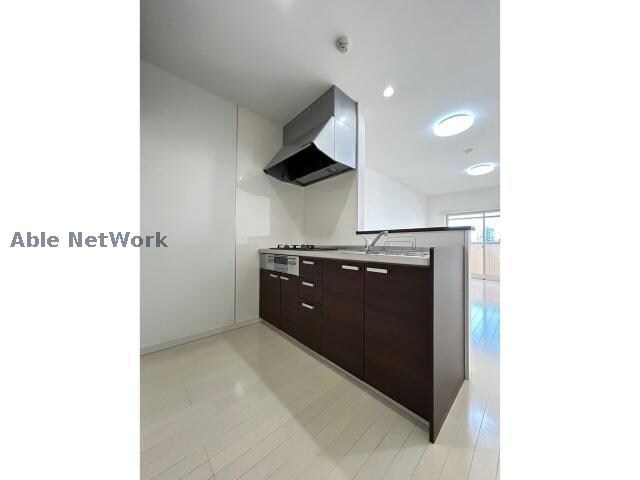 物件内観写真10　(※同型タイプです。（303）)