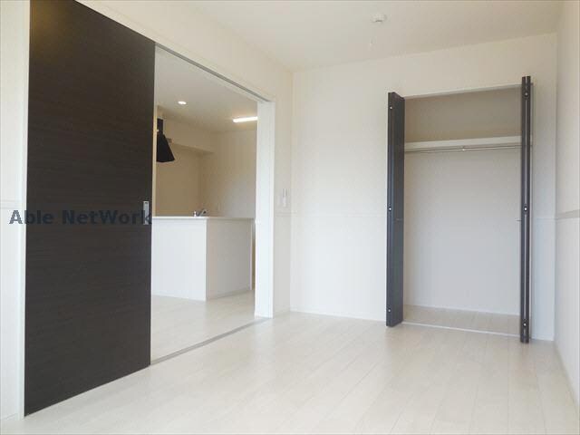 物件内観写真10　(収納)