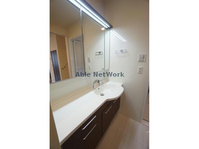 物件内観写真16　(同型)