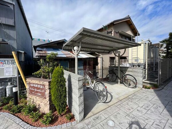 駐輪場