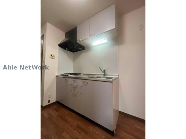 物件内観写真10　(同型　※写真は105号室)