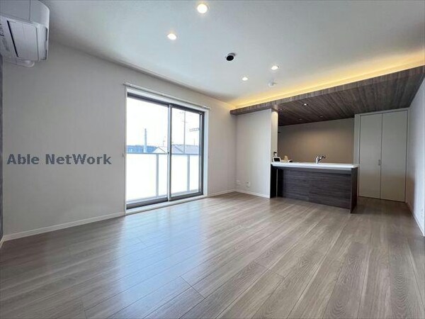 リビングダイニング