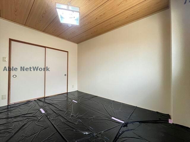 物件内観写真24　(※日よけのため黒ビニールシートが張られています。)