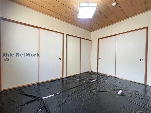 物件内観写真25　(※日よけのため黒ビニールシートが張られています。)