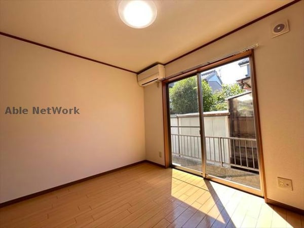 リビングダイニング