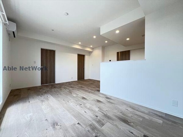 リビングダイニング