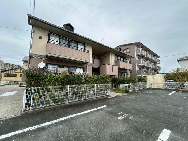 物件外観写真1　(B)