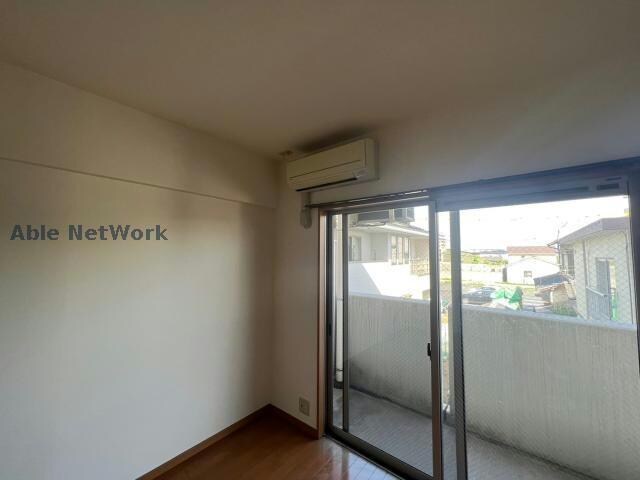 物件内観写真15　(同型タイプ　現況優先)