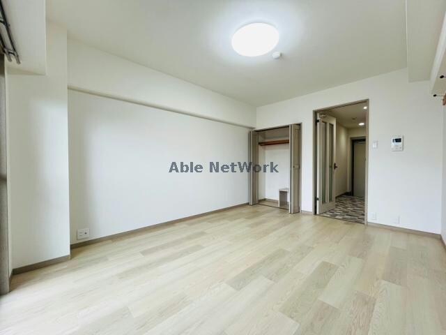 物件内観写真5　(同型　現況優先)