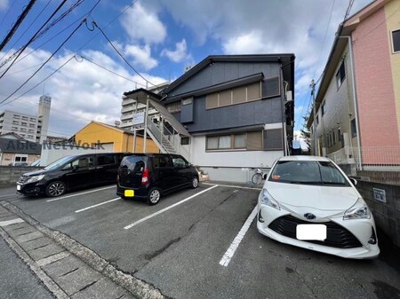 青山アパート外観写真