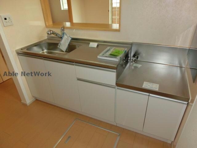 物件内観写真7　(※同型・現況優先)