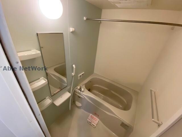 物件内観写真14　(※同型・現況優先)