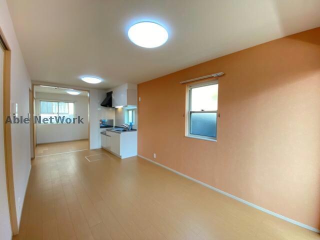 物件内観写真2　(※同型反転　現況優先)