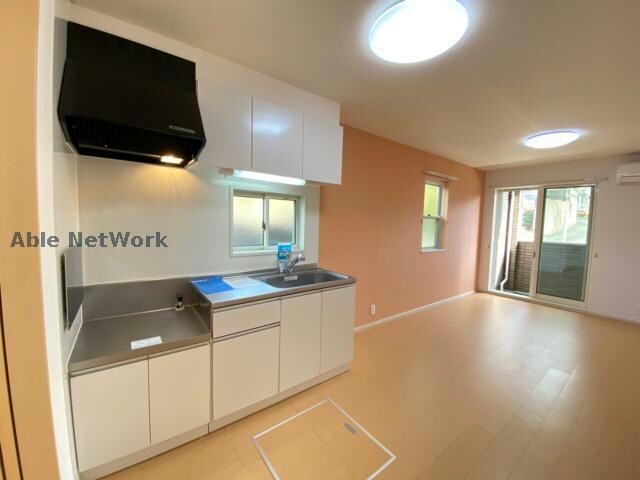 物件内観写真3　(※同型反転　現況優先)