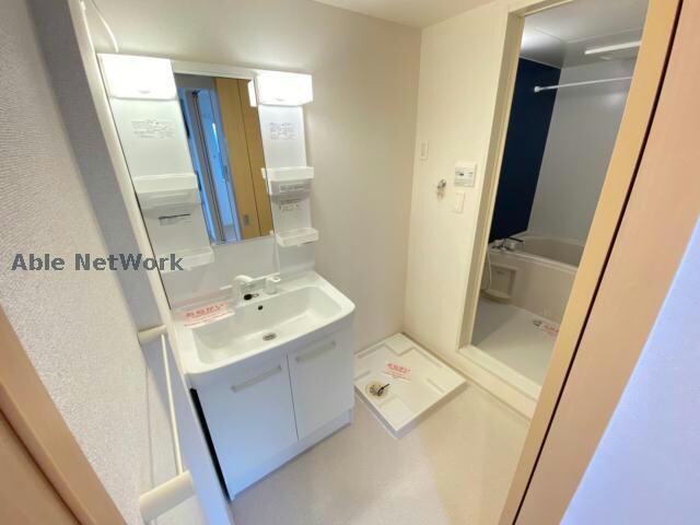 物件内観写真6　(※同型反転　現況優先)