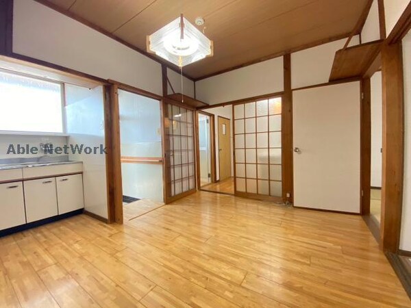 リビングダイニング