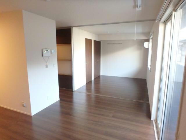 物件内観写真6　(同型　現況優先)