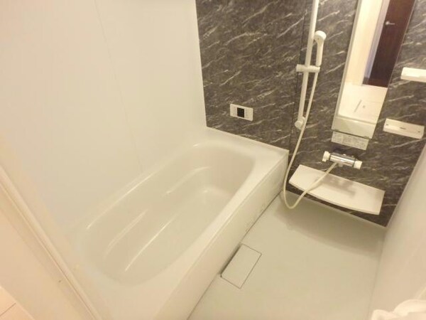 バス／シャワールーム等(同型　現況優先)