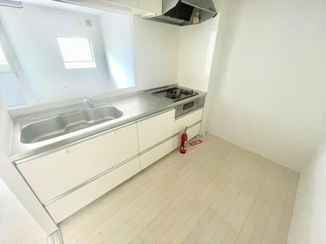 物件内観写真9　(同型　現況優先)