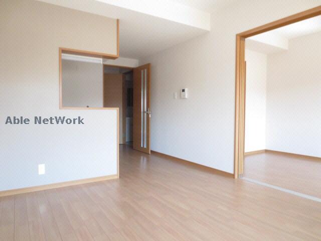 物件内観写真3　(同型モデル)