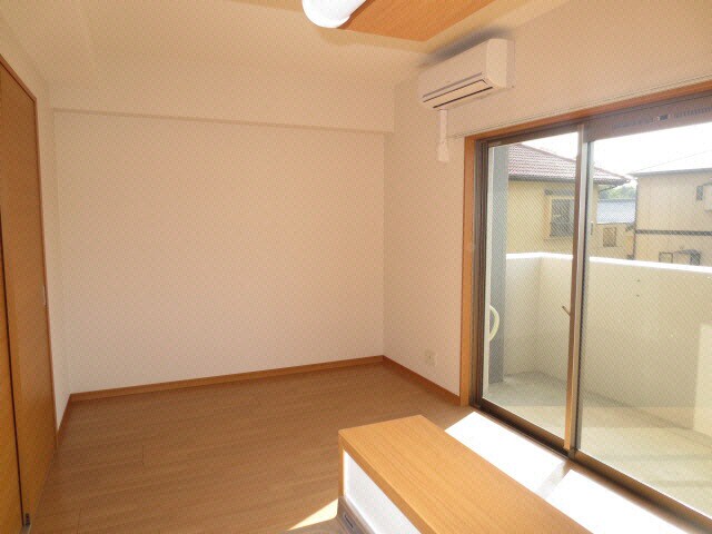 物件内観写真14　(同型　現況優先)