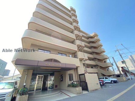 ロワイヤル・ユウ・スタシオン外観写真