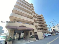 ロワイヤル・ユウ・スタシオンの外観写真