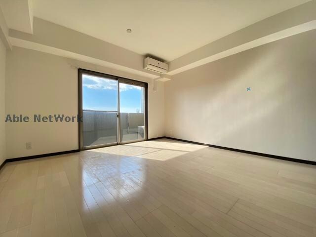 物件内観写真5　(※同型タイプ　現況優先)