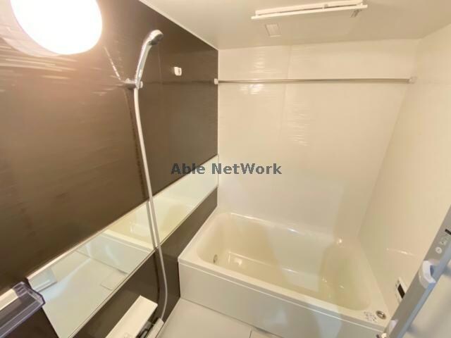 物件内観写真8　(同型　現況優先)