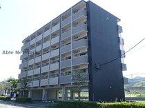 レオ　リヤンドの外観写真