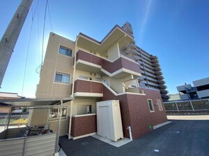 キャッスル上野　２番館外観写真
